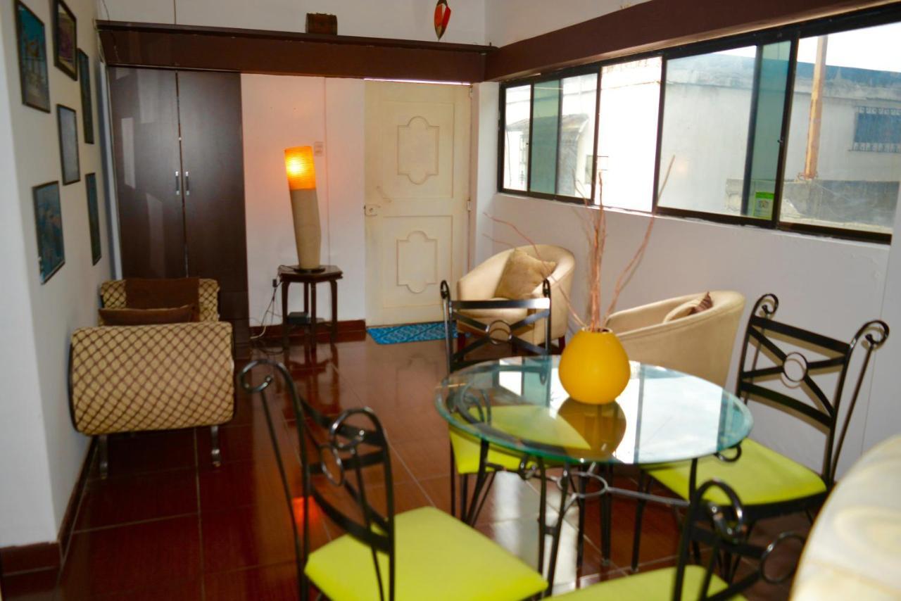 Hostal Villa 97 Guayaquil Exterior photo