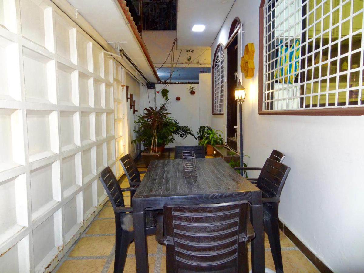 Hostal Villa 97 Guayaquil Exterior photo