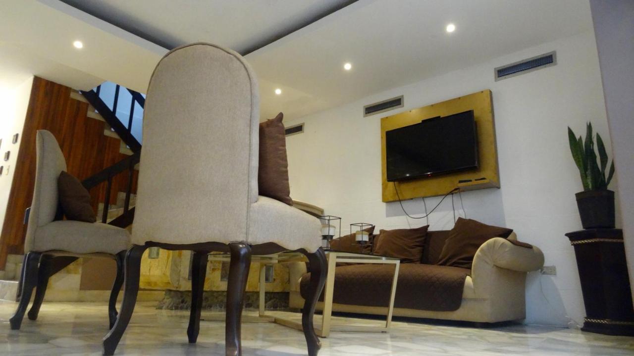 Hostal Villa 97 Guayaquil Exterior photo